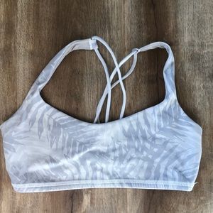 lululemon Free to Be Bra